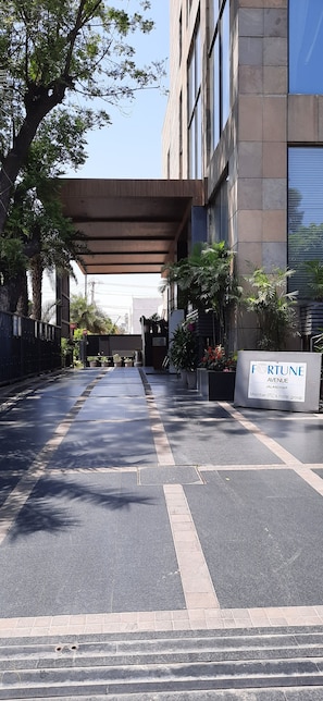 Interior entrance - Fortune Avenue, Jalandhar -  Member ITC Hotels' Group (Jalandhar)