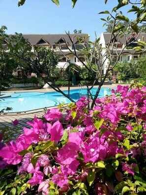 Outdoor pool - Sila Pool Villa (Mae Rim)