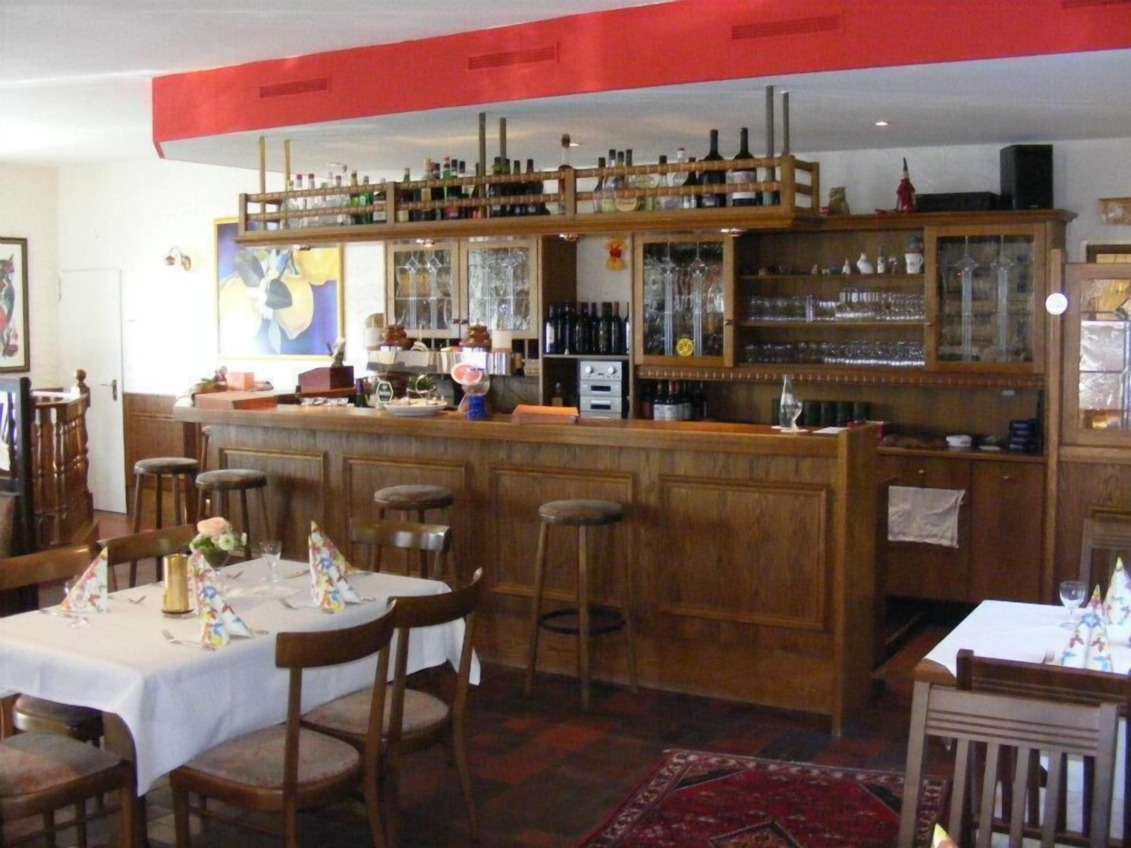 بار (في المنشاة)