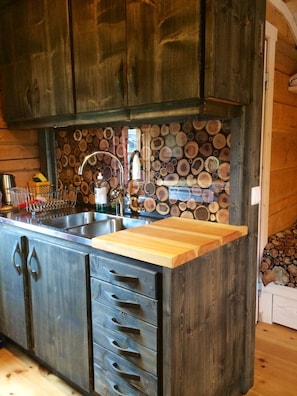 Private kitchenette