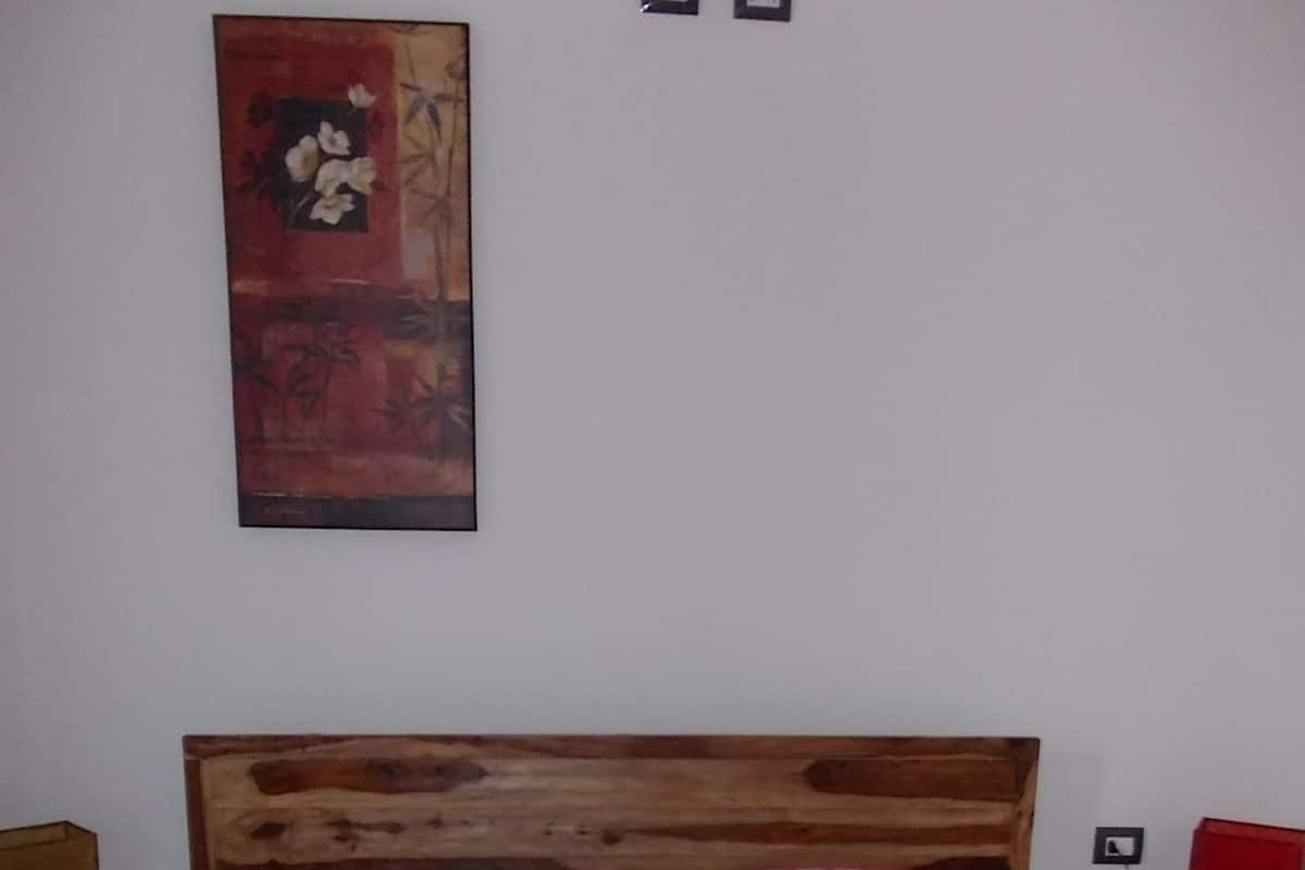 Blackout curtains, rollaway beds, free WiFi, bed sheets