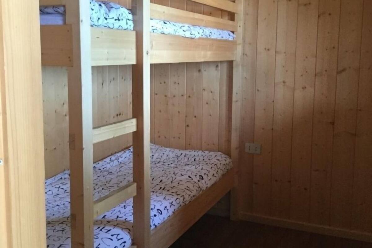 Blackout curtains, rollaway beds, free WiFi, bed sheets