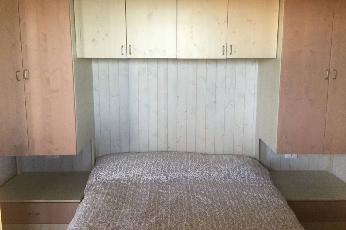 Blackout curtains, rollaway beds, free WiFi, bed sheets