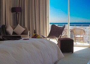 Presidential Suite | Egyptian cotton sheets, premium bedding, Select Comfort beds, minibar - Mandarin Palace (Tangier)