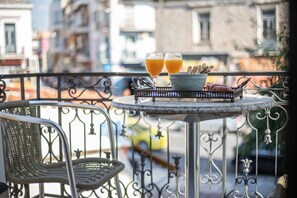Superior Apartment | Individually decorated, individually furnished, blackout drapes