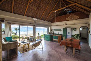 Family Villa, Beach View | Living area