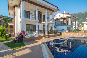 Front of property - Opal Solovilla (Fethiye)