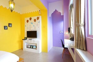 Quarto casal básico, 1 cama de casal, para não fumantes | Escrivaninha, cortinas blackout, quartos à prova de som