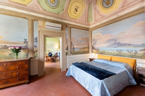 Apartment, 3 Schlafzimmer | 3 Schlafzimmer, Bügeleisen/Bügelbrett, kostenloses WLAN, Bettwäsche