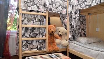 Shared Dormitory, Women only (8 beds)