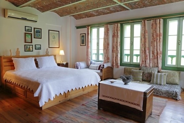 1 chambre, Wi-Fi gratuit, draps fournis