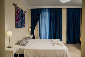 5 quartos, quartos à prova de som, ferros/tábuas de passar roupa