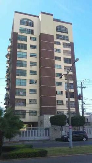 숙박 시설 정면