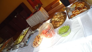 Bữa sáng buffet