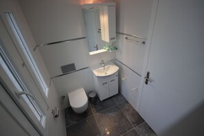 Villa, Pool View | Bathroom | Separate tub and shower, jetted tub, hydromassage showerhead, towels - Fenix 1 Solovilla (Fethiye)