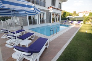 Outdoor pool - Fenix 2 Solovilla (Fethiye)