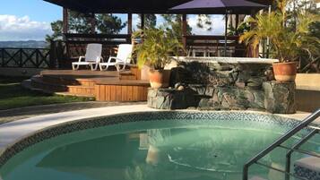 Alberca al aire libre