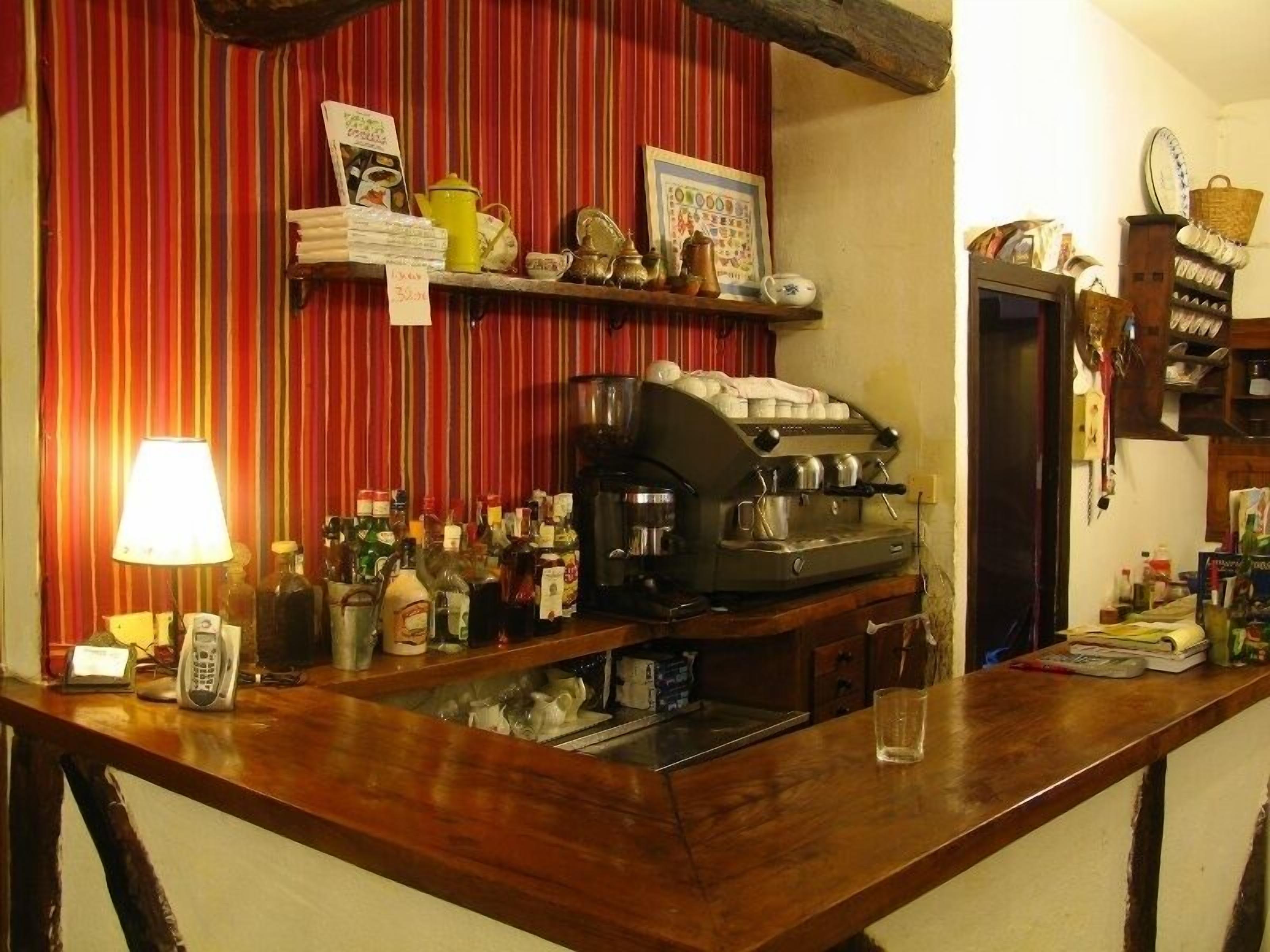 酒吧（店内）