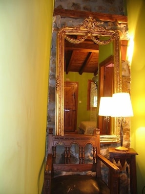 Interior - Txindurri Iturri (Deba)