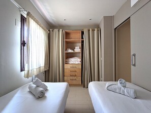 1 camera, ferro/asse da stiro, accesso a Internet, lenzuola