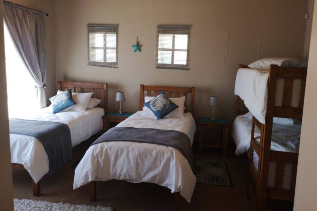 Family Apartment, 2 Bedrooms, Harbor View | 3 bedrooms, Egyptian cotton sheets, premium bedding, down comforters