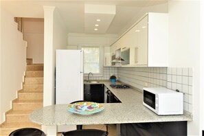 Apartment, 2 Schlafzimmer, Nichtraucher | Eigene Küche | Großer Kühlschrank, Ofen, Herdplatte, Geschirrspüler