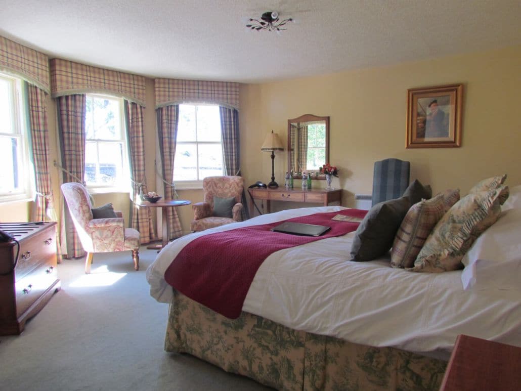 superior double room | premium bedding, individually decorated, individually furnished, desk