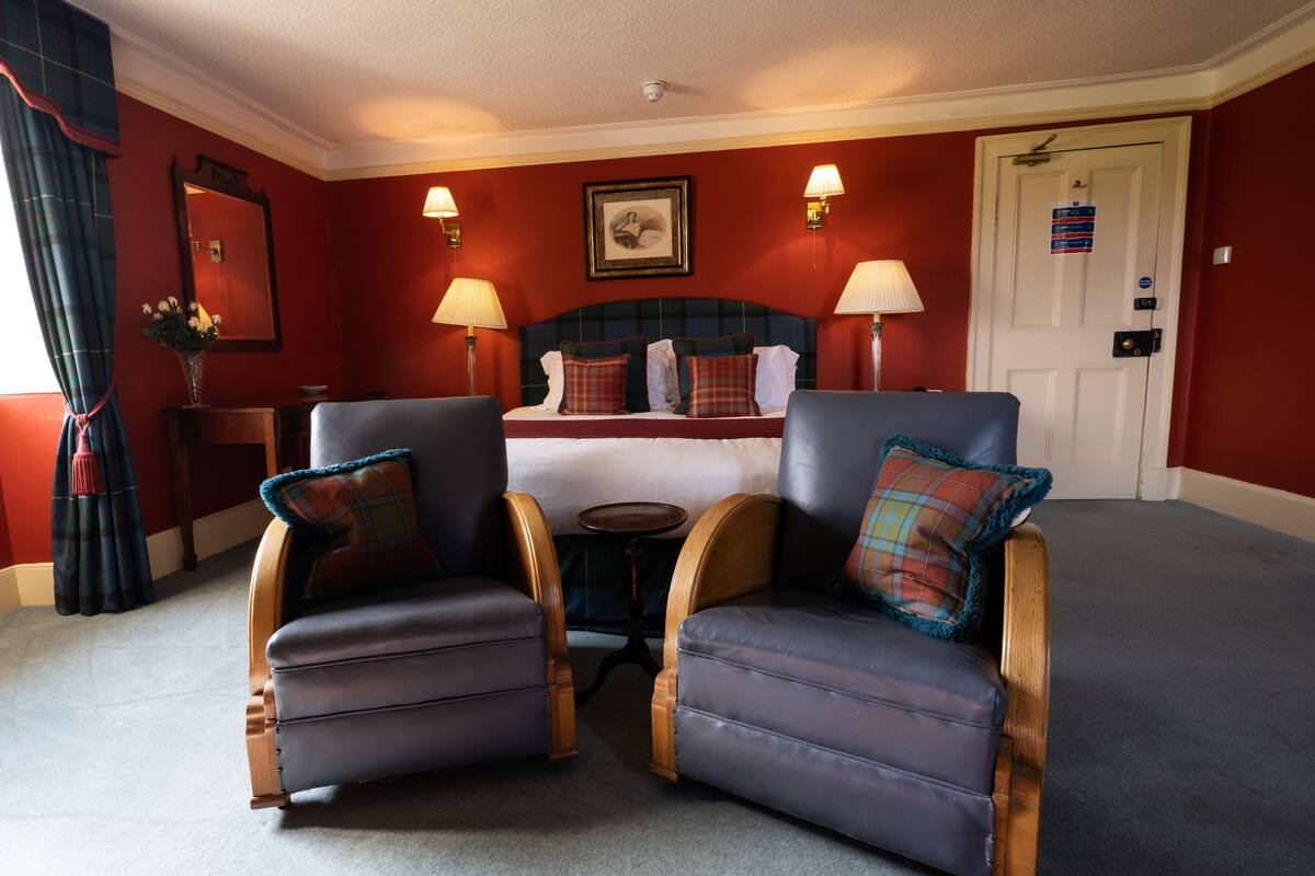 superior double room | premium bedding, individually decorated, individually furnished, desk