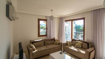 Apartment | Living area | LCD TV