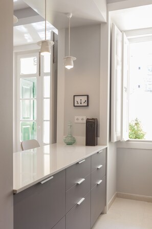 Interior - Live like a Lisboeta! Located in the quiet and quaint neighborhood of Arroios (Lisboa)