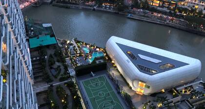 2BR Unit at Acqua Private Residences with Netflix + Wifi across Rockwell Makati