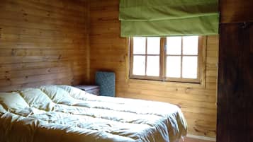 Bungalow, 2 Bedrooms, Private Bathroom, Mountain View (5 PAX) | Premium bedding, individually furnished, bed sheets