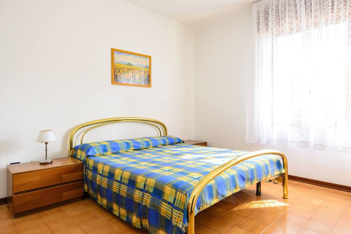 2 habitaciones, cunas, wifi y ropa de cama