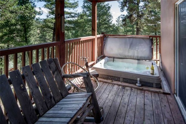 Cabin, Multiple Beds, Hot Tub, Mountain View | Balcony