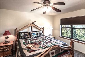 Cabaña, varias camas, hidromasaje, vista a la montaña | 3 habitaciones, wifi gratis y ropa de cama