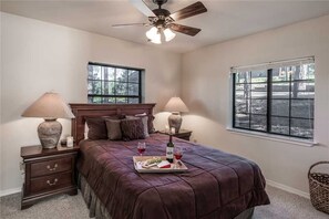 Cabaña, 1 cama Queen size y sofá cama, patio | 1 habitación, wifi gratis y ropa de cama