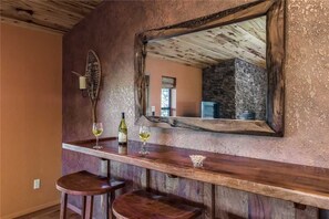 Room - Bear Butte Lodge - Three Bedroom Cabin with Hot Tub (Ruidoso)