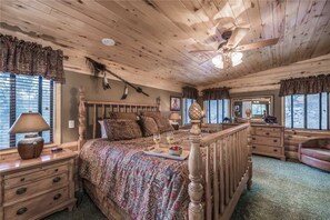 Cabaña, varias camas, hidromasaje, vista a la montaña | 7 habitaciones, wifi gratis y ropa de cama