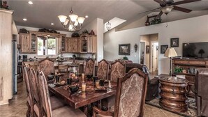 Cabin, Multiple Beds, Hot Tub, Mountain View | Private kitchen