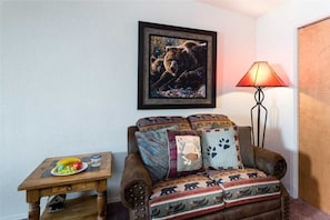 Cabin, Multiple Beds, Hot Tub, Mountain View | Living room | Flat-screen TV, fireplace, DVD player