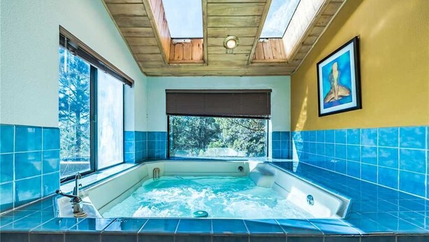 Unclassified image, 1 of 20, button - Christi and Dons Nuthouse - Five Bedroom Cabin (Ruidoso)
