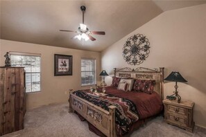 Cabin, Multiple Beds, Hot Tub, Mountain View