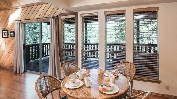 Nicht klassifiziertes Bild, 1 von 17, Schaltfläche