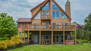 Exterior - Forever Yours 6 Bedroom House (Swanton)