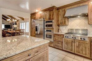 Kabin, Beberapa Tempat Tidur, hot tub | Dapur pribadi | Lemari es, microwave, oven, dan kompor