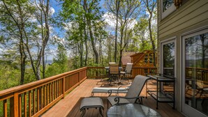Unclassified image, 3 of 19, button - Big Chill 5 Bedroom House (McHenry)