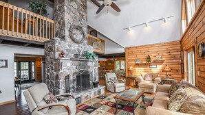 Huis, Meerdere bedden, bubbelbad | Woonkamer
