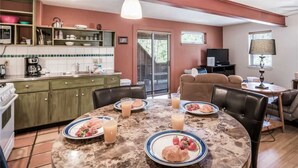 Unclassified image, 5 of 17, button - El Tigre - One Bedroom Cabin (Ruidoso)