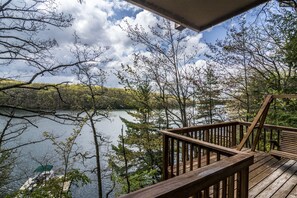 House, Multiple Beds, Hot Tub | Balcony