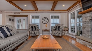Living room - Castle in the Sky 5 Bedroom House (McHenry)